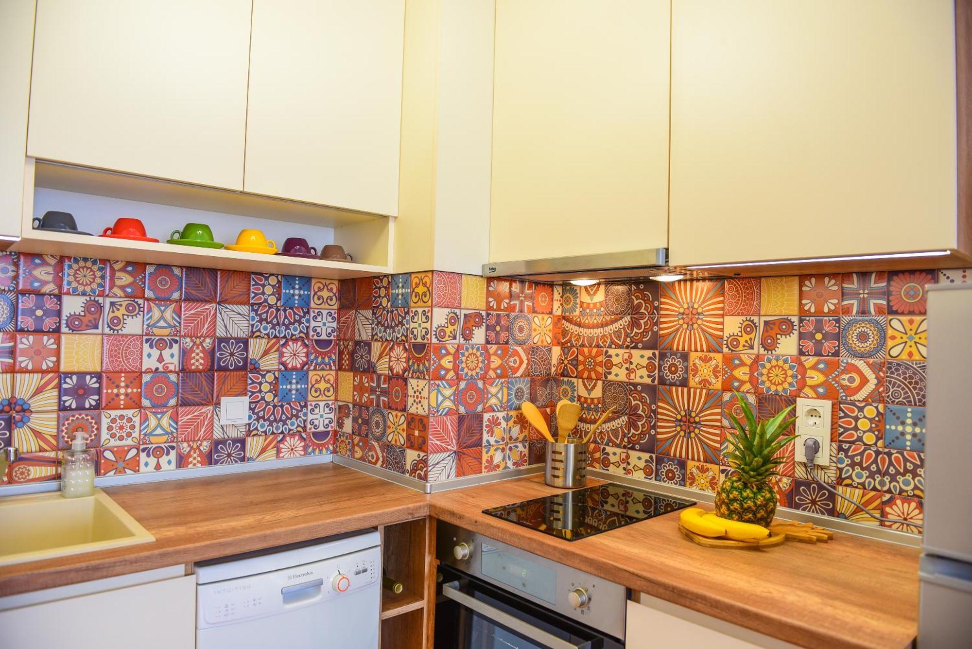 Charming Sunny Apartment+Swimming Pool 圣君士坦丁和海伦那 外观 照片