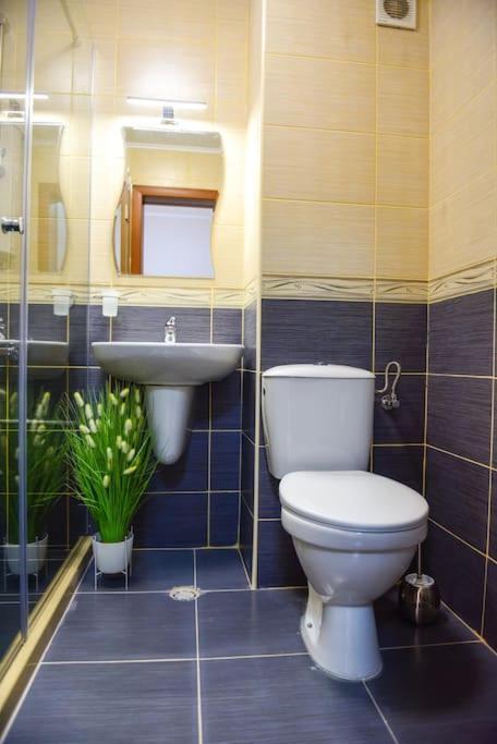 Charming Sunny Apartment+Swimming Pool 圣君士坦丁和海伦那 外观 照片